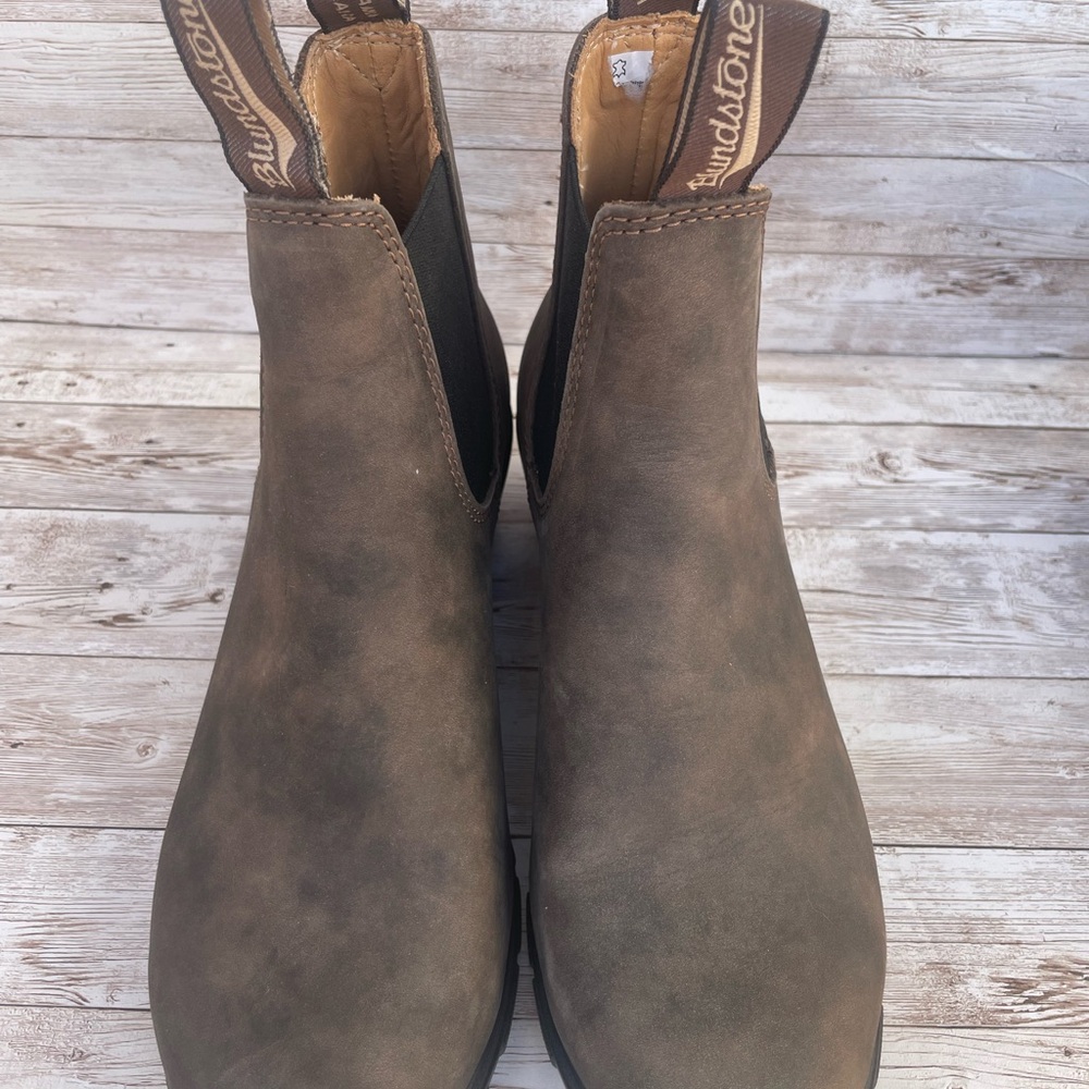 Blundstone Women’s Brown Boots
NEW - Size 8 1/2 - Picture 6 of 6